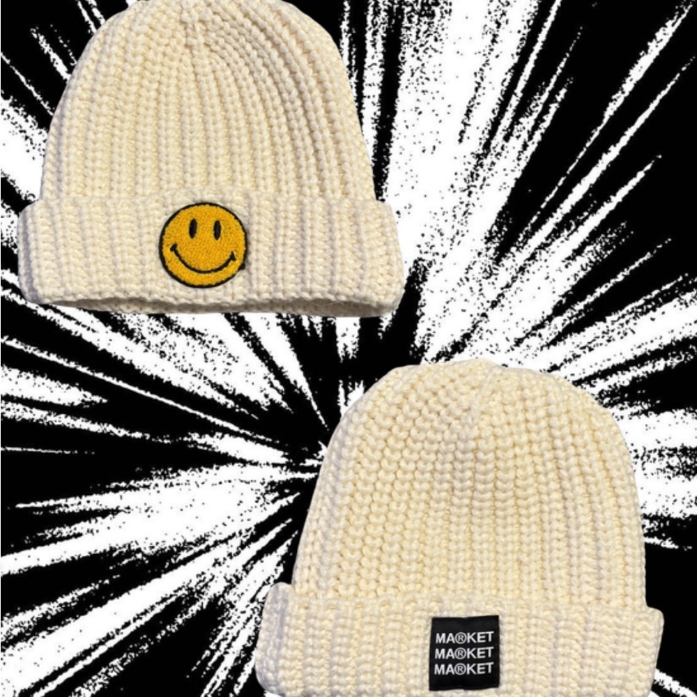 MA®KET Women's Cream Knit Beanie with Smiley Face